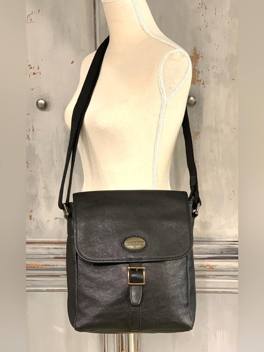 Fossil Black Pebble Leather Messenger Bag